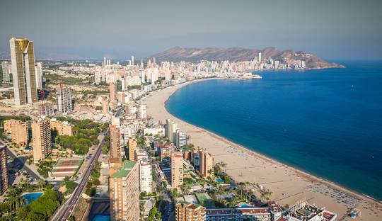buy weed in Benidorm Spain (2026)